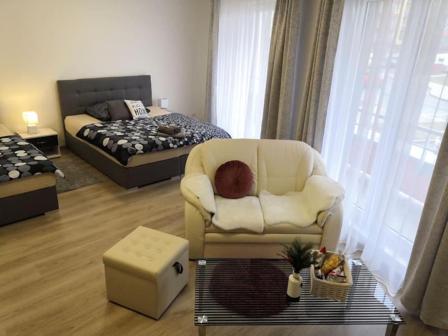 Апартаменты Apartman Praha Экстерьер фото